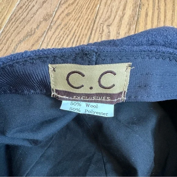 C.C Black Hat Classic Accessories - Picture 2 of 3